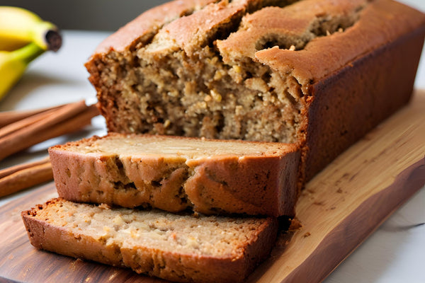 Pain de banane humide avec une touche de cannelle